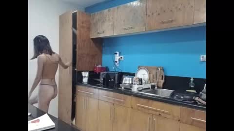 Snapshot of majesty0928 chatting on October 27, 11:20 pm Thank you guys Hope to see you again on my next online online show from October 27, 11:20 pm