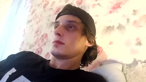 Snapshot of majlosustik chatting on February 10, 7:58 am majlosustik online show from February 10, 7:58 am