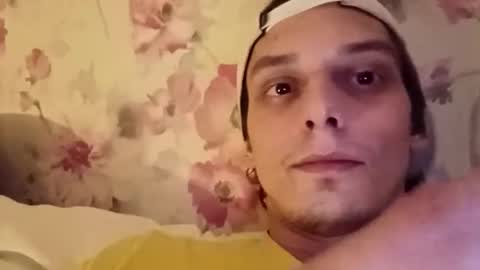 Snapshot of majlosustik chatting on February 23, 11:57 pm majlosustik online show from February 23, 11:57 pm