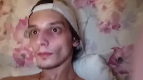 Snapshot of majlosustik chatting on February 25, 3:05 am majlosustik online show from February 25, 3:05 am