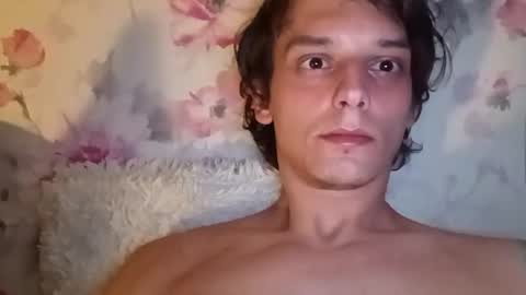 Snapshot of majlosustik chatting on April 5, 2:20 am majlosustik online show from April 5, 2:20 am