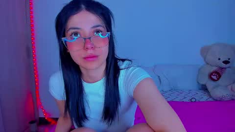 Snapshot of majo_gallego chatting on March 5, 1:21 am majito online show from March 5, 1:21 am