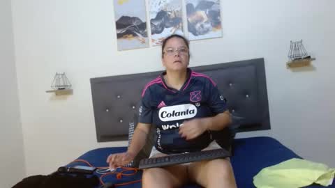 majo online show from December 21, 10:50 am