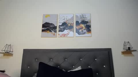 majo online show from January 13, 10:36 am