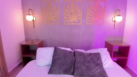 MAJO ROSE  online show from October 11, 7:12 pm