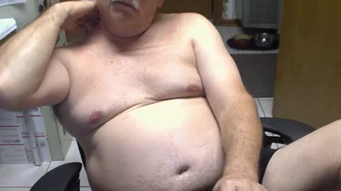 majormike34 online show from April 24, 2:03 am