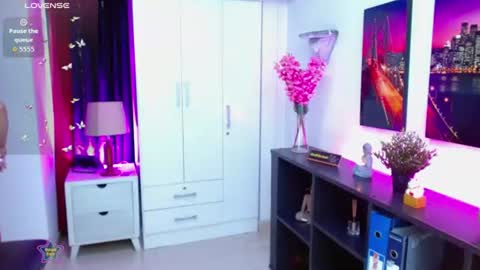 Makarena  online show from June 25, 6:34 pm