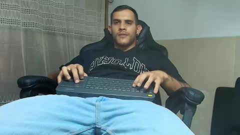 Snapshot of make_manson chatting on September 18, 7:38 pm Make online show from September 18, 7:38 pm