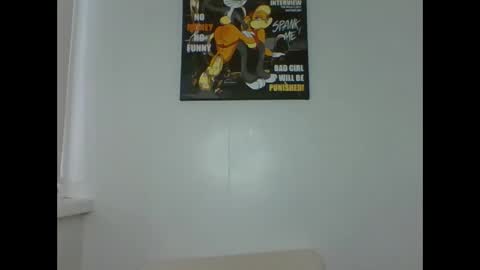 Snapshot of make_mesmile chatting on October 13, 5:51 am make_mesmile online show from October 13, 5:51 am