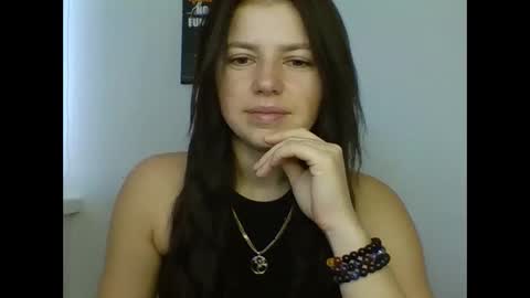 Snapshot of make_mesmile chatting on November 25, 7:08 am make_mesmile online show from November 25, 7:08 am