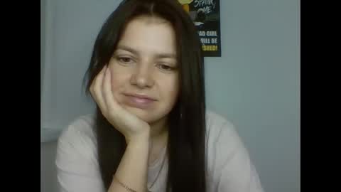 Snapshot of make_mesmile chatting on December 18, 7:42 pm make_mesmile online show from December 18, 7:42 pm