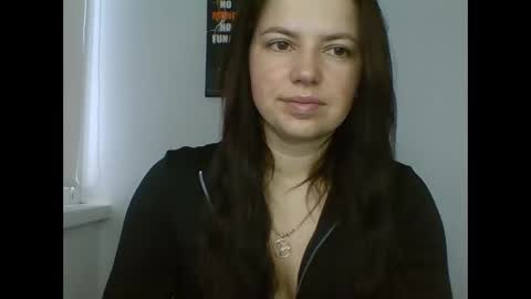 Snapshot of make_mesmile chatting on February 13, 7:04 am make_mesmile online show from February 13, 7:04 am