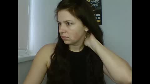 Snapshot of make_mesmile chatting on February 17, 6:54 am make_mesmile online show from February 17, 6:54 am