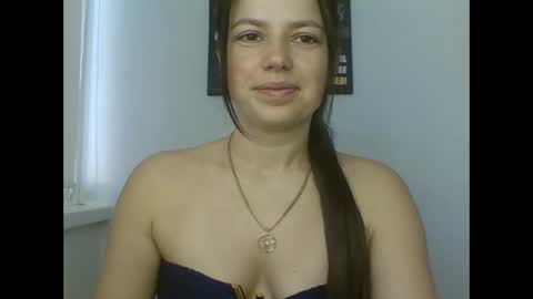 Snapshot of make_mesmile chatting on March 10, 7:24 am make_mesmile online show from March 10, 7:24 am