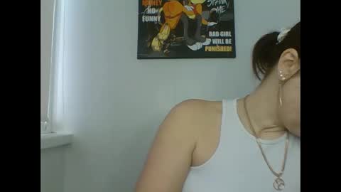 Snapshot of make_mesmile chatting on March 31, 7:31 am make_mesmile online show from March 31, 7:31 am