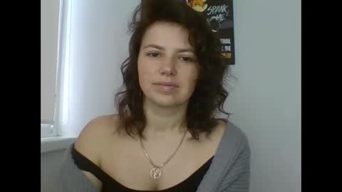 Snapshot of make_mesmile chatting on April 9, 6:30 am make_mesmile online show from April 9, 6:30 am