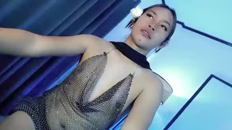 Reyn online show from March 17, 7:01 am