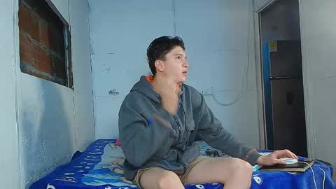 makell_bundchen online show from June 5, 11:49 am