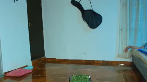Snapshot of makell_bundchen chatting on July 23, 3:04 am makell_bundchen online show from July 23, 3:04 am