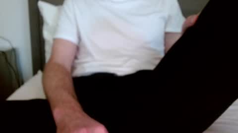 Snapshot of makemeplease85 chatting on December 3, 11:02 pm makemeplease85 online show from December 3, 11:02 pm