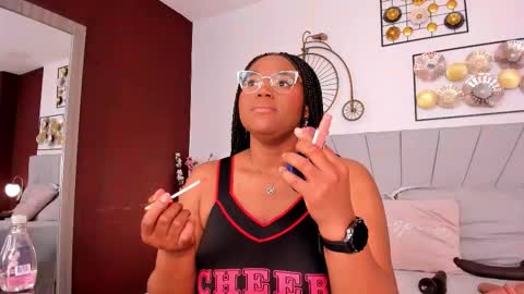 makena online show from October 20, 3:40 am