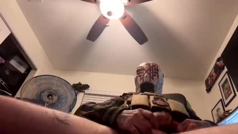 makingyoucumforme online show from December 23, 7:39 am