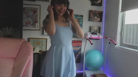 MakiyahBelle online show from April 30, 5:03 am