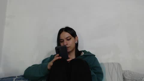 Snapshot of malasexychick chatting on July 28, 6:20 pm Mariapau online show from July 28, 6:20 pm