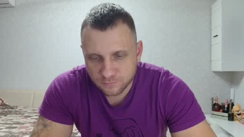 Snapshot of malchyshka chatting on December 11, 3:37 pm malchyshka online show from December 11, 3:37 pm