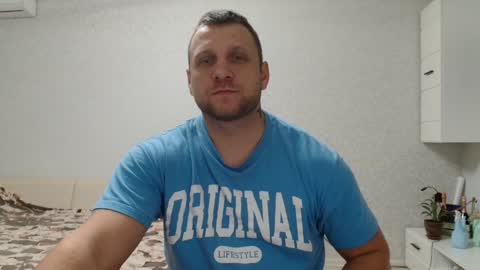 Snapshot of malchyshka chatting on December 26, 8:50 am malchyshka online show from December 26, 8:50 am