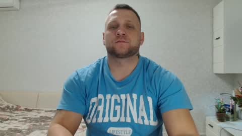 Snapshot of malchyshka chatting on January 2, 7:44 am malchyshka online show from January 2, 7:44 am