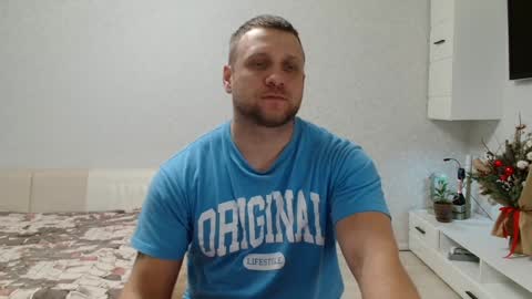 Snapshot of malchyshka chatting on January 14, 9:24 am malchyshka online show from January 14, 9:24 am