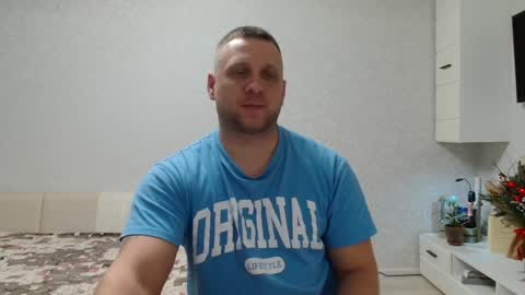 Snapshot of malchyshka chatting on January 16, 2:30 pm malchyshka online show from January 16, 2:30 pm