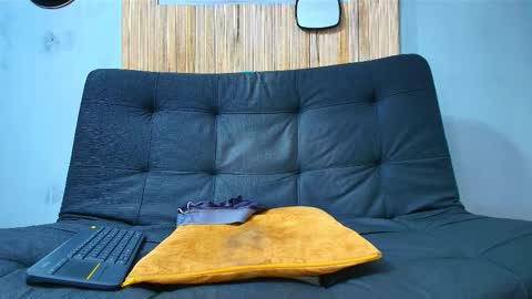 Snapshot of malcompierce chatting on November 24, 1:11 pm Malcom online show from November 24, 1:11 pm