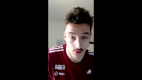 Snapshot of male20y chatting on March 23, 11:58 am male20y online show from March 23, 11:58 am