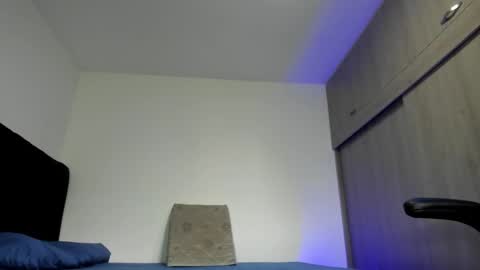 Snapshot of male_pussy chatting on November 1, 5:04 pm ADAM online show from November 1, 5:04 pm