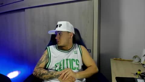 Snapshot of male_pussy chatting on January 12, 10:48 pm ADAM online show from January 12, 10:48 pm