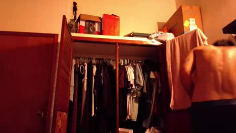 malekthick online show from March 26, 11:05 am