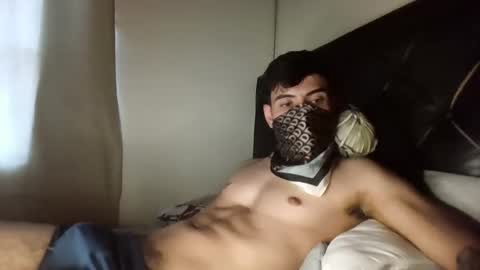 Snapshot of malekthick chatting on May 7, 3:28 pm malekthick online show from May 7, 3:28 pm