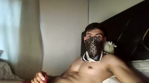 Snapshot of malekthick chatting on May 17, 6:48 pm malekthick online show from May 17, 6:48 pm