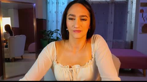Snapshot of malen_fitnessmilf chatting on October 23, 11:42 am malen_fitnessmilf online show from October 23, 11:42 am