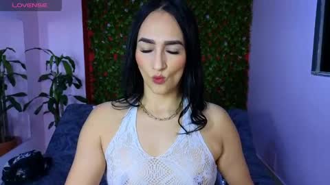 Snapshot of malen_fitnessmilf chatting on April 13, 11:59 am malen_fitnessmilf online show from April 13, 11:59 am