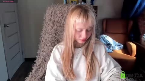 Malena online show from May 17, 10:22 am