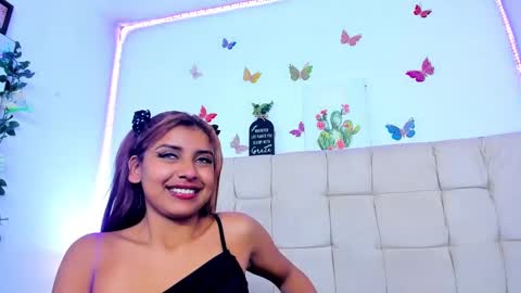 Snapshot of malenahot303av chatting on September 10, 12:43 am malenahot303av online show from September 10, 12:43 am