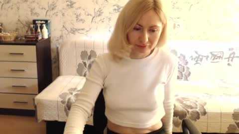 Snapshot of malenamila chatting on September 30, 6:40 am Malena online show from September 30, 6:40 am