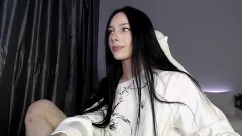 Snapshot of malenkiykamen chatting on January 14, 1:28 pm piu online show from January 14, 1:28 pm