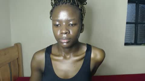 lati online show from February 7, 11:52 pm