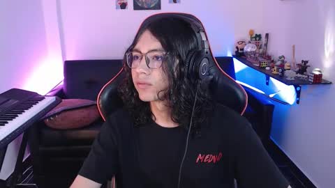 Snapshot of malik_harrison_ chatting on October 31, 4:52 pm Malik  online show from October 31, 4:52 pm