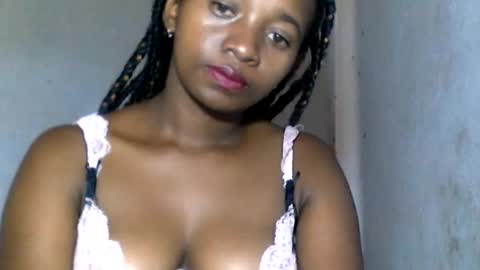 malinah01 online show from December 16, 11:44 am