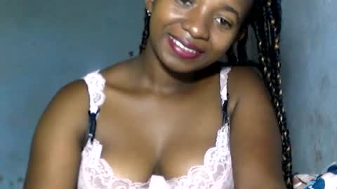 malinah01 online show from December 16, 2:49 pm